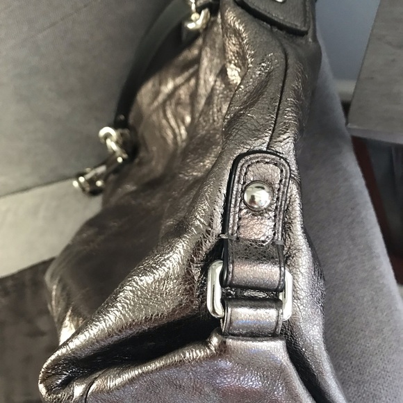 Coach Brooke Metallic Leather Purse. Approx. 14″L x 11”H x 4”W. Like New!! - Picture 5 of 6